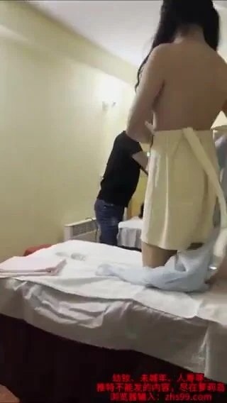 di-massage-vo-bi-du-ke-ben-ma-chong-khong-biet