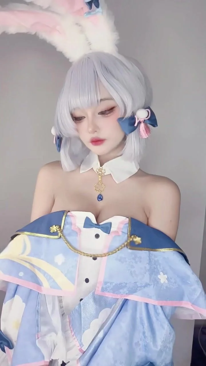 em-gai-xinh-cosplay-thu-dam