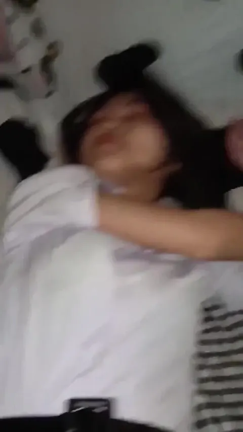 Em sinh viên say xỉn cùng bạn gọi anh họ đưa về ai ngờ ảnh đưa về nhà ảnh đụ trộm.